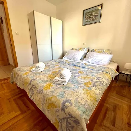 Apartment In 45736 Dramalj