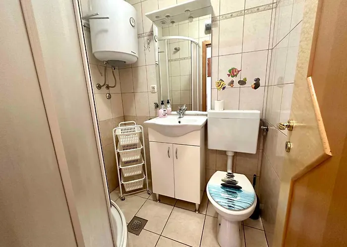 Apartment In 45736 Dramalj