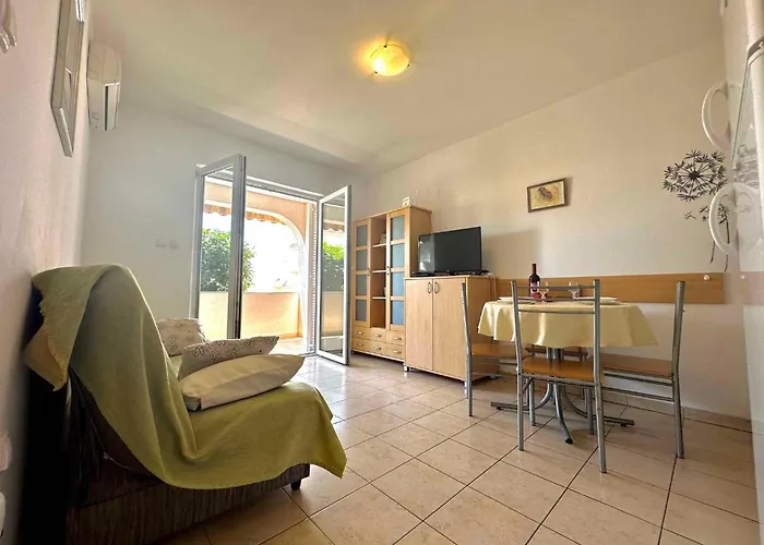 Apartment In 45736 Dramalj