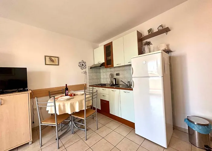 In 45736 Apartment Dramalj